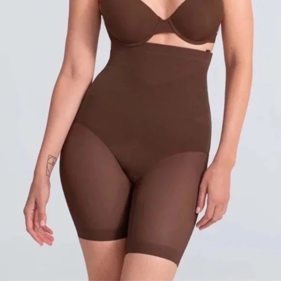 HoneyLove NWT The Super Power Short Mocha Brown Large L - Picture 1 of 6